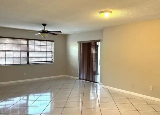 Property at 3562 NW 95th Ter Unit 2Q, Sunrise, FL, 33351, 3 beds, 2 baths, [object Object]