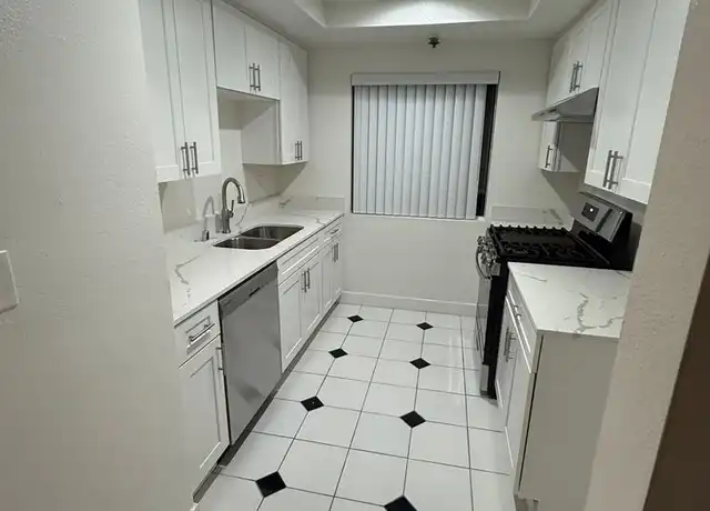 Property at 3641 Midvale Ave Unit 104, Los Angeles, CA, 90034, 2 beds, 2 baths, [object Object]