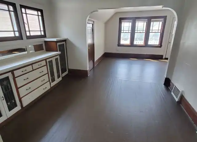 Property at 3710 N 26th St Unit 3710A Upper, Milwaukee, WI, 53206, 2 beds, 1 bath, [object Object]