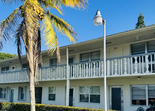 Property at 218 Kent M, West Palm Beach, FL, 33417, 2 beds, 1.5 baths, [object Object]
