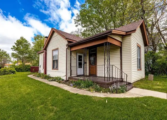 Property at 330 W Withrow St, Oxford, OH, 45056, 2 beds, 1 bath, [object Object]