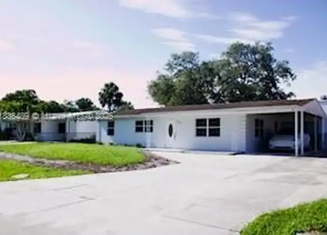 Property at 3954 Coconut Cir N, Naples, FL, 34104, 3 beds, 2 baths, [object Object]