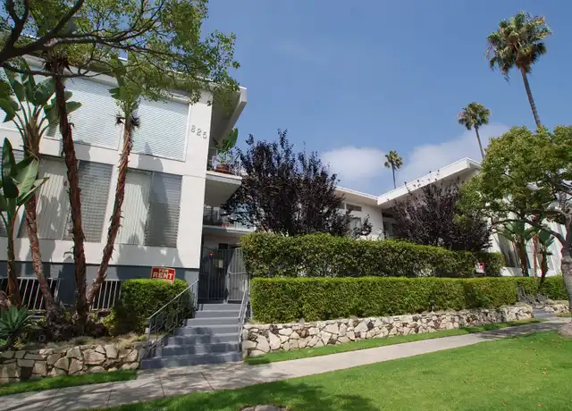 Property at 825 Washington Ave Unit 10, Santa Monica, CA, 90403, 2 beds, 2 baths, [object Object]