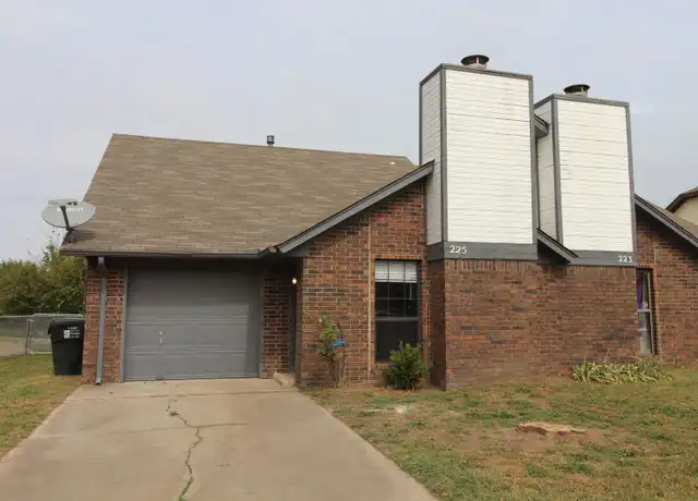 Property at 225 Skylark Ct, Norman, OK, 73069, 2 beds, 1 bath, [object Object]