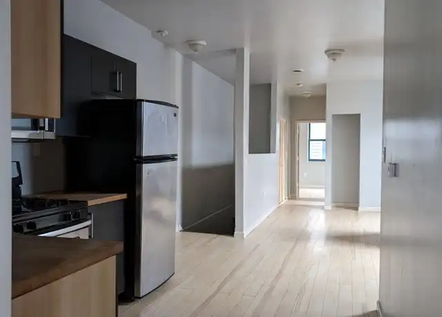 Property at 2362 N Front St Unit 3, Philadelphia, PA, 19133, 2 beds, 2 baths, [object Object]
