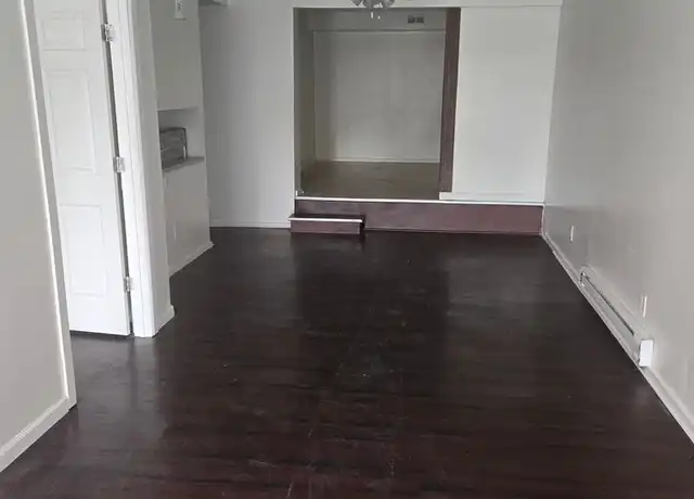 Property at 223-225 N Fountain St Unit 223 1, Allentown, PA, 18102, 2 beds, 1 bath, [object Object]