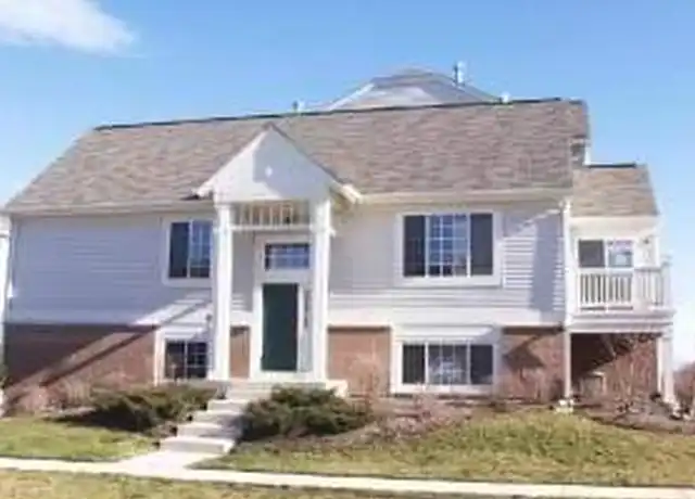 Property at 833 Pheasant Trl #833, St. Charles, IL, 60174, 2 beds, 2 baths, [object Object]
