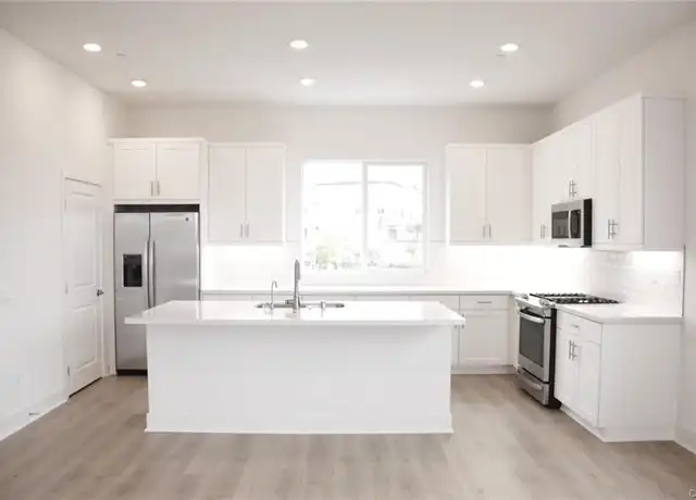 Property at 1630 Saratoga Ln, San Pedro, CA, 90732, 4 beds, 4 baths, [object Object]