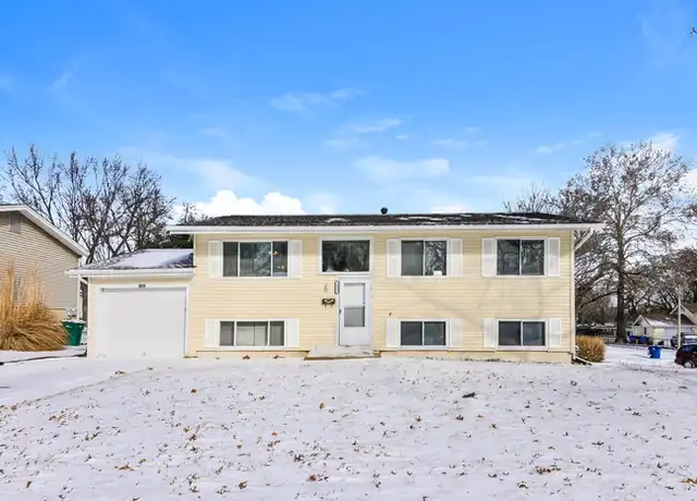 Property at 1855 Bobbinray Cir, Florissant, MO, 63031, 4 beds, 1.5 baths, [object Object]