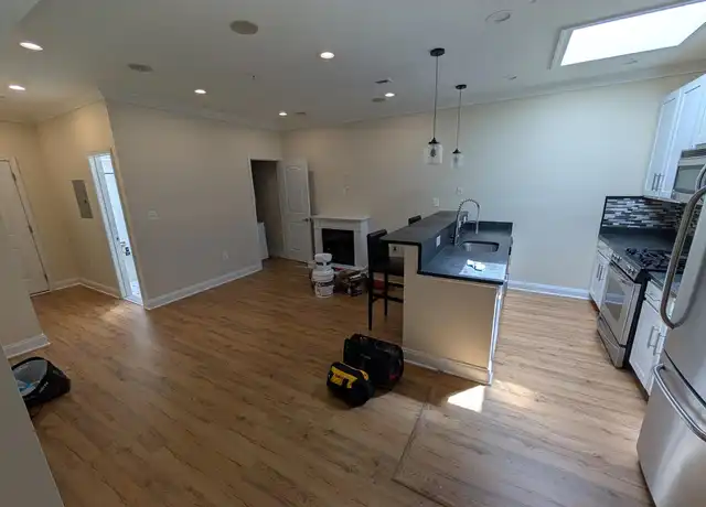 Property at 410 15th St NE #24, Washington, DC, 20002, 2 beds, 1 bath, [object Object]