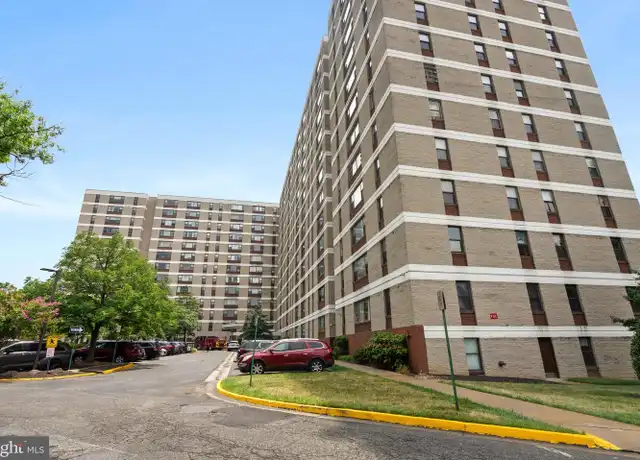 Property at 4600 Duke St #603, Alexandria, VA, 22304, 2 beds, 1 bath, [object Object]