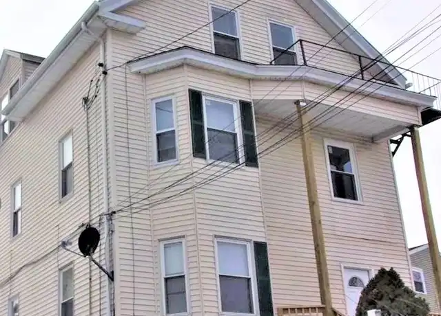 Property at 74 Veazie St Unit 3, Providence, RI, 02908, 2 beds, 1 bath, [object Object]