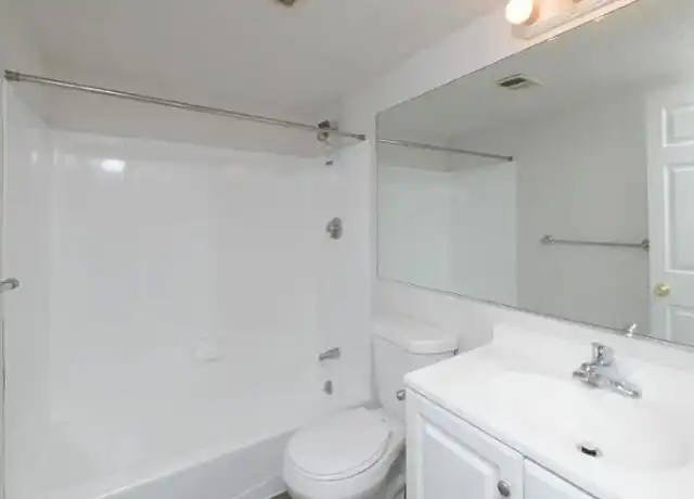 Property at 180 Parkview Dr, Pawtucket, RI, 02861, 0 beds, 1 bath, [object Object]