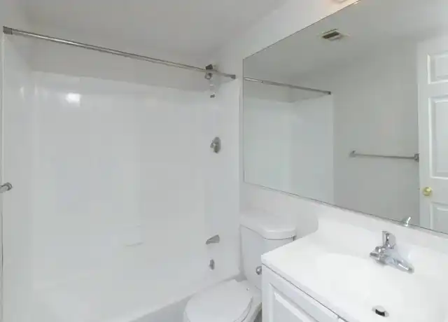 Property at 180 Parkview Dr, Pawtucket, RI, 02861, 0 beds, 1 bath, [object Object]