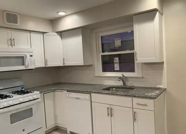 Property at 216 Hopkins Ave Unit 1, Jersey City, NJ, 07306, 2 beds, 1 bath, [object Object]