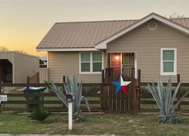 Property at 1901 W Pecador Dr, Edinburg, TX, 78541, 2 beds, 2 baths, [object Object]