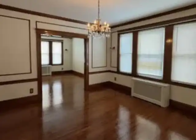 Property at 13 Woodrow Ave Unit 0, Newton, MA, 02460, 2 beds, 1 bath, [object Object]