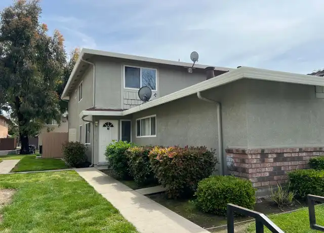 Property at 2404 Yorkton Ave #3, Modesto, CA, 95350, 2 beds, 1 bath, [object Object]