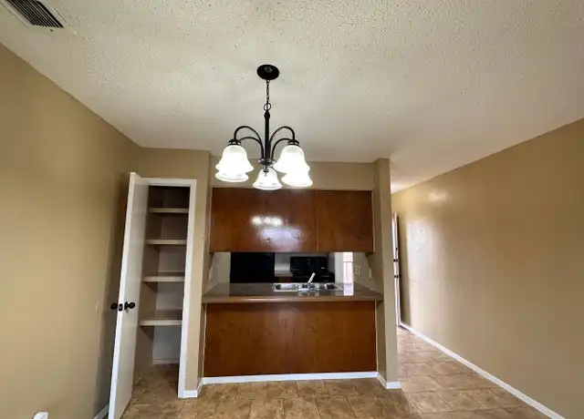 Property at 2500 S Ware Rd Unit 34, McAllen, TX, 78503, 2 beds, 1 bath, [object Object]