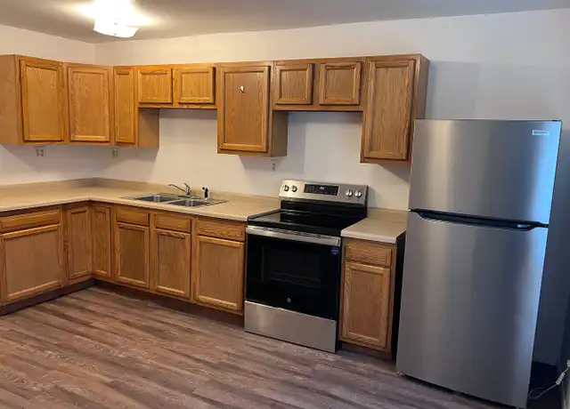 Property at 234 S Elmwood Ave, Sioux Falls, SD, 57104, 3 beds, 1 bath, [object Object]