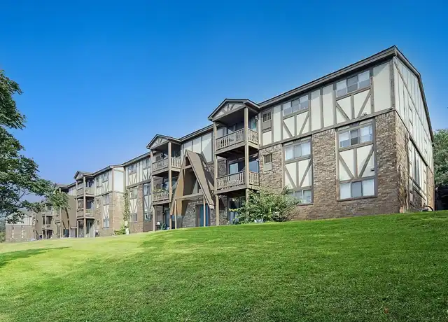 Property at Chalet Villa Lakefront Community - 6935 Tuson Blvd, Clarkston, MI, 48346, 2 beds, 1.5 baths, [object Object]