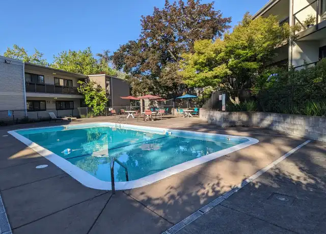 Property at 4509 SW Vermont St Unit 1 B, Portland, OR, 97219, 2 beds, 1 bath, [object Object]