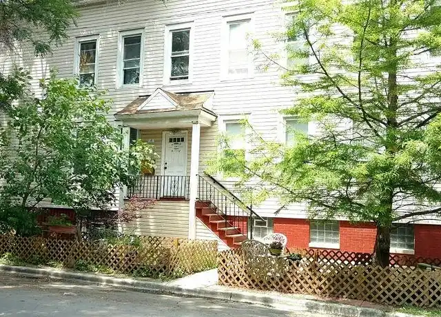Property at 2301 N Leavitt St Unit 1FR, Chicago, IL, 60647, 2 beds, 1 bath, [object Object]