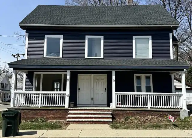 Property at 49-51 School St Unit 51, Franklin, MA, 02038, 2 beds, 1 bath, [object Object]