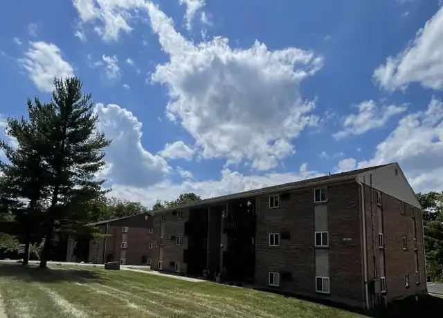 Property at 4579 Summerside Rd Unit 11, Cincinnati, OH, 45244, 2 beds, 1 bath, [object Object]