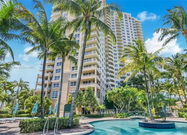 Property at 19501 W Country Club Dr #2412, Aventura, FL, 33180, 2 beds, 2 baths, [object Object]