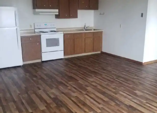 Property at 1097 Oakview Dr Unit 4, St Charles, MN, 55972, 2 beds, 1 bath, [object Object]
