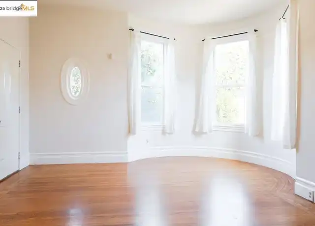 Property at 1175 12th St, Oakland, CA, 94607, 3 beds, 2 baths, [object Object]