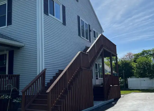 Property at 60 Mitton St Unit 2, Portland, ME, 04102, 2 beds, 1 bath, [object Object]