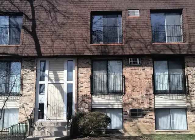 Property at 205 N Waters Edge Dr #202, Glendale Heights, IL, 60139, 2 beds, 2 baths, [object Object]