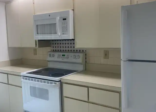 Property at 222 Live Oak Ln, Boynton Beach, FL, 33436, 2 beds, 2.5 baths, [object Object]