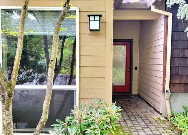 Property at 5176 SW Custer St, Portland, OR, 97219, 3 beds, 2 baths, [object Object]