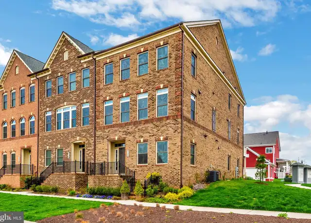 Property at 9124 Kenway Ln, Frederick, MD, 21704, 3 beds, 3.5 baths, [object Object]
