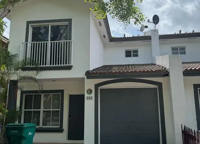 Property at 880 SW 6th Ave, Homestead, FL, 33034, 3 beds, 2.5 baths, [object Object]