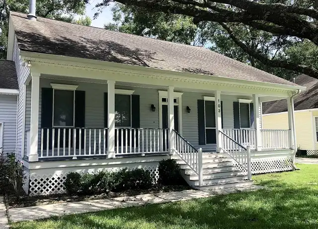 Property at 103 Woods Dr, Madisonville, LA, 70447, 3 beds, 2 baths, [object Object]