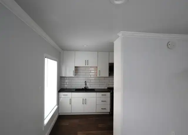 Property at 2912 14th Ave Unit 107, Oakland, CA, 94606, 0 beds, 1 bath, [object Object]
