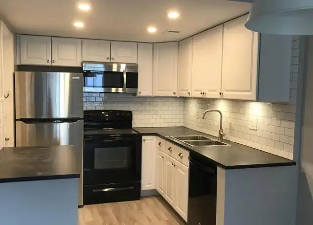 Property at 614 NW 13th St Unit 11, Boca Raton, FL, 33486, 2 beds, 2 baths, [object Object]