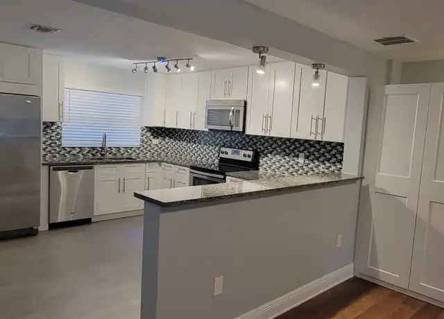 Property at 715 Palm Dr Unit 1, Orlando, FL, 32803, 0 beds, 1 bath, [object Object]