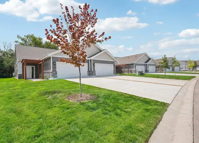 Property at Country Club Villas - 10565 Tee Box Trl, Monticello, MN, 55362, 2 beds, 2 baths, [object Object]