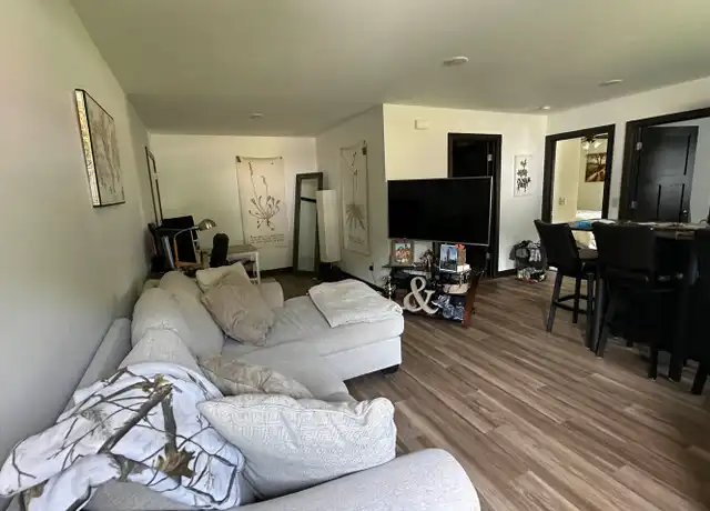 Property at 210 Holm Ave, Eau Claire, WI, 54703, 2 beds, 1 bath, [object Object]