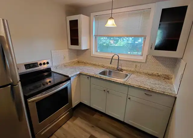 Property at 343 Washington Ave Unit 2, Kingston, NY, 12401, 2 beds, 1 bath, [object Object]