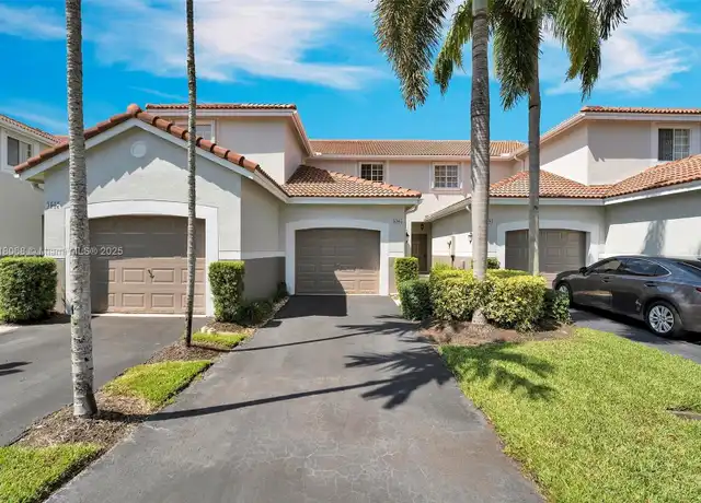 Property at 3905 San Simeon Ln, Weston, FL, 33331, 2 beds, 2.5 baths, [object Object]