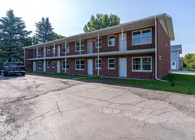 Property at 1108 N 39th St Unit 6, Grand Forks, ND, 58203, 1 bed, 1 bath, [object Object]