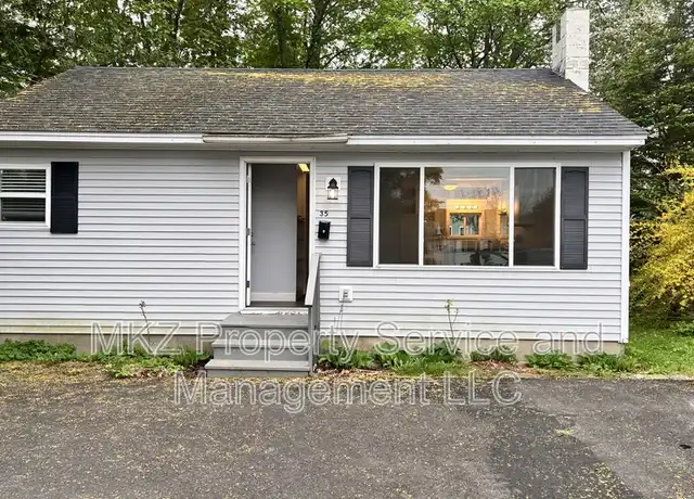 Property at 35 Forest Ave, Orono, ME, 04473, 2 beds, 1 bath, [object Object]