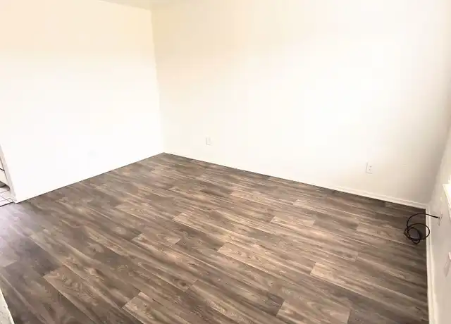 Property at 2221 N Bell Ave Unit 108, Denton, TX, 76209, 1 bed, 1 bath, [object Object]