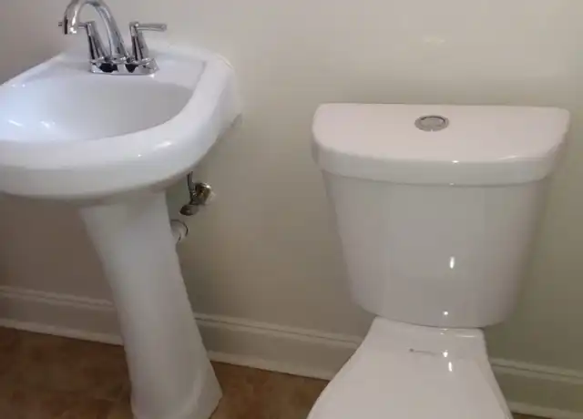 Property at 3128 Creighton Dr, Charlotte, NC, 28205, 2 beds, 1 bath, [object Object]